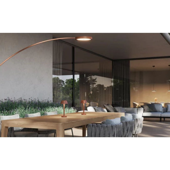 Our Top 10 Outdoor Floor Lamps