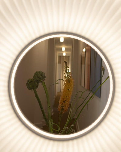10 Heures 10 Iris Mirror Wall Light