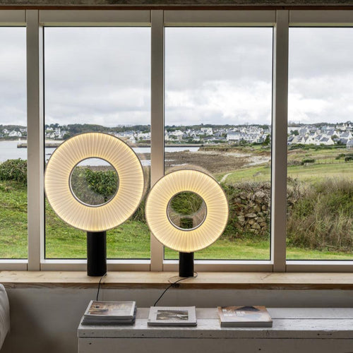 10 Heures 10 Iris Table Lamp