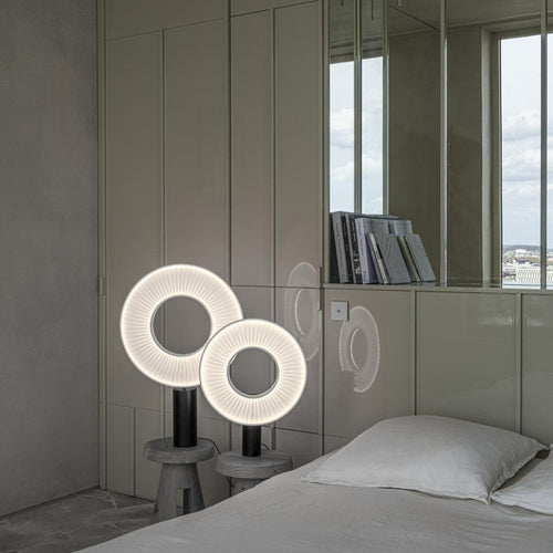 10 Heures 10 Iris Table Lamp