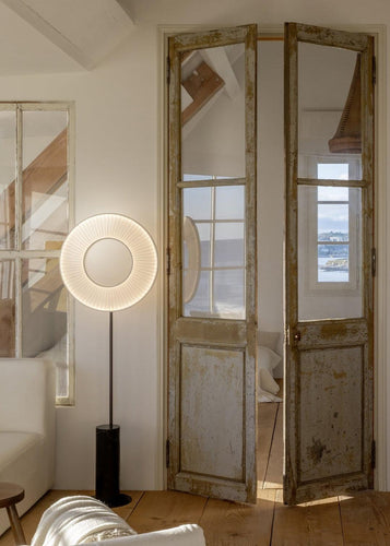 10 Heures 10 Iris Totem Floor Lamp