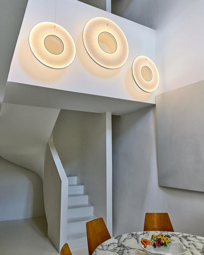 10 Heures 10 Iris Vertical Pendant Light