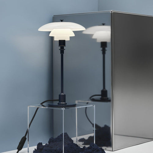 Louis Poulsen PH 2/1 Table Lamp