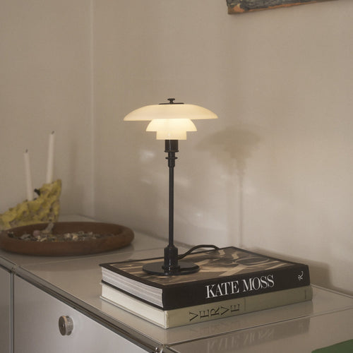 Louis Poulsen PH 2/1 Table Lamp