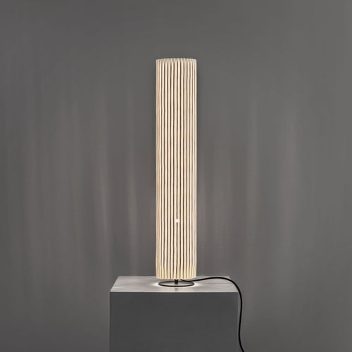 a-emotional light Núa Table Lamp