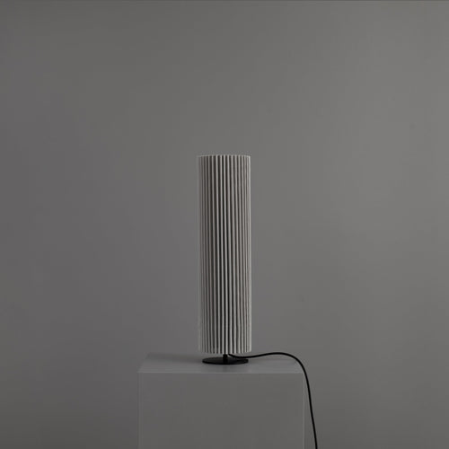 a-emotional light Núa Table Lamp
