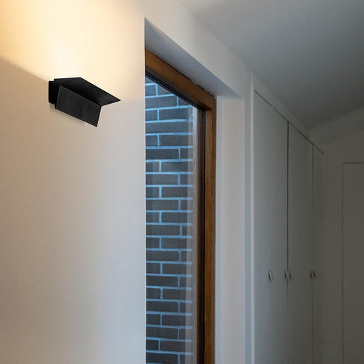 Nemo Zena Wall Light