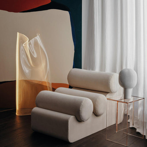 Parachilna Gweilo Han Floor Lamp