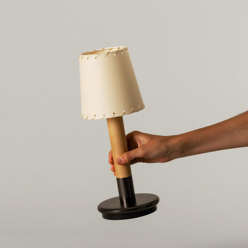 Santa & Cole Básica Mínima Batería Table Lamp