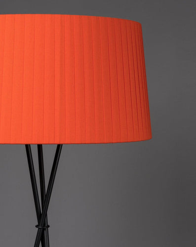 Santa & Cole Trípode Floor Lamp