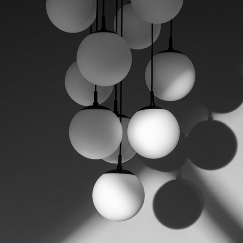Schwung Globe Cluster 10 Chandelier