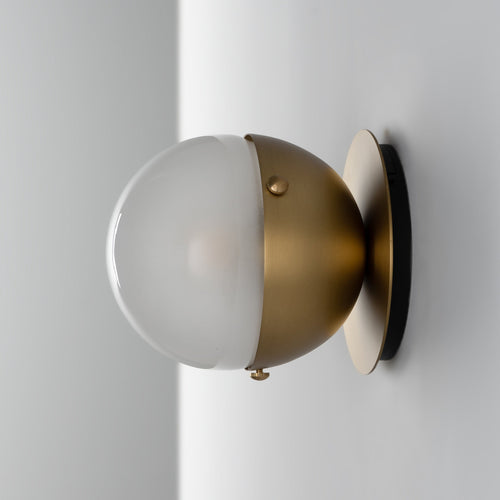 Schwung Molecule 1 Wall Light