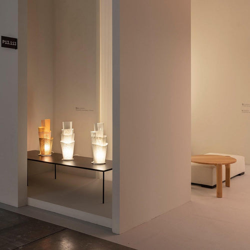 a-emotional light Blossom Table Lamp