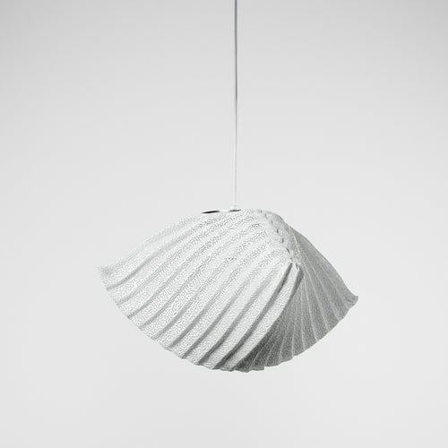 a-emotional light Lea Pendant Light