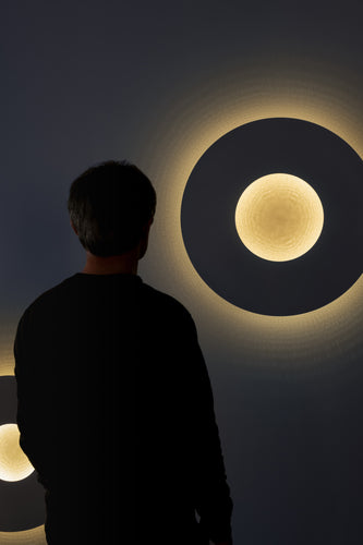 a-emotional light Umbra Round Wall Light