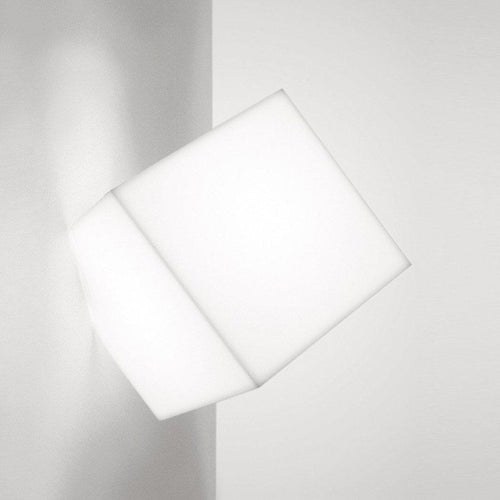 Artemide Edge 30 Wall / Ceiling Light