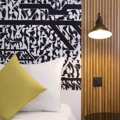 DCW Editions Mantis BS5 SW Wall Light (Switch on the base)