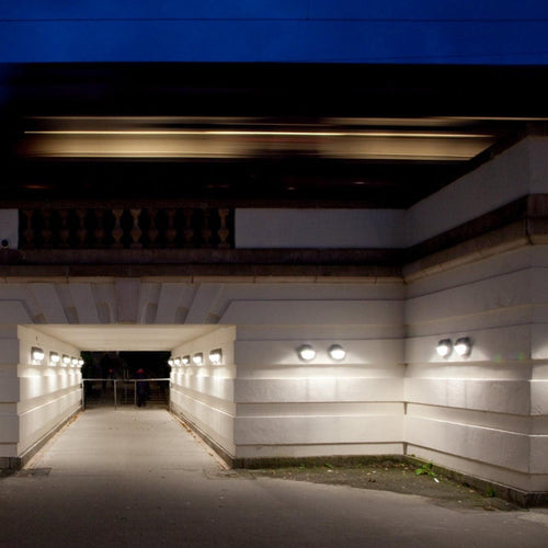 Louis Poulsen Skot Outdoor Wall Light