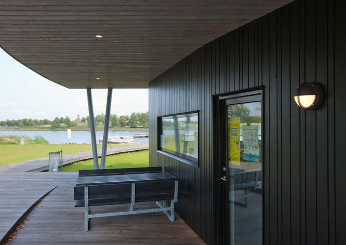 Louis Poulsen Skot Outdoor Wall Light