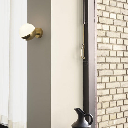 Louis Poulsen VL Studio Wall Light