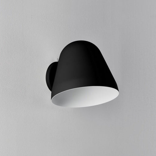 Nyta Tilt Short Wall Light
