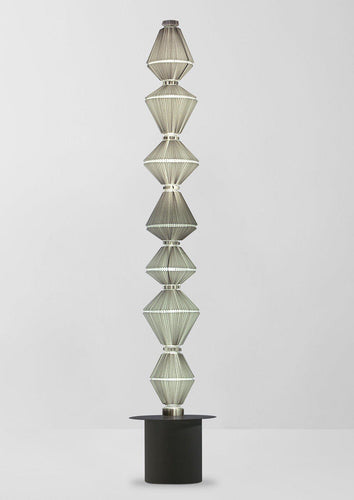 Parachilna Oïphorique Floor Lamp