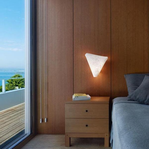 a-emotional light Ballet Wall Light